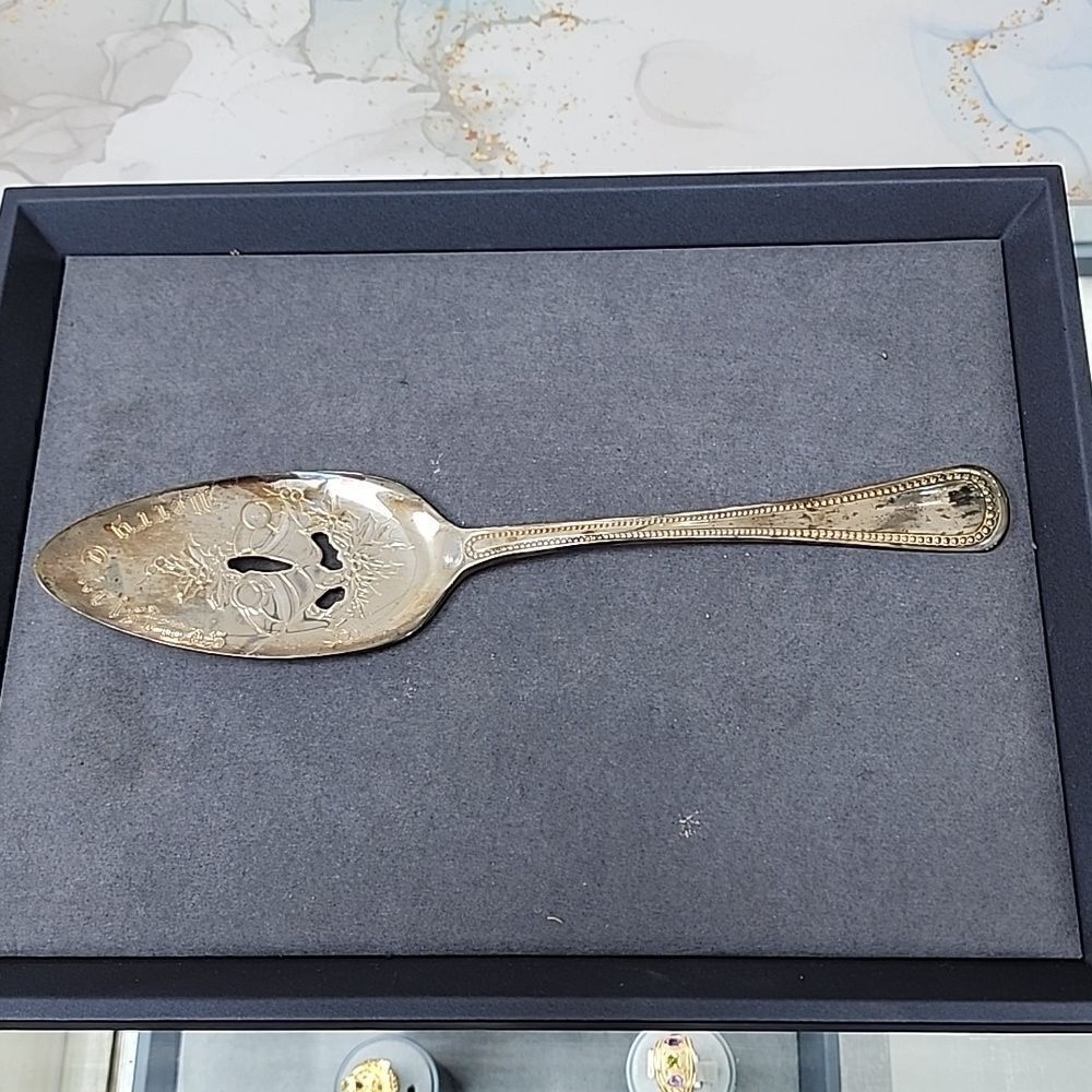 Vintage Silver Plated Community Merry Christmas Serving Spoon